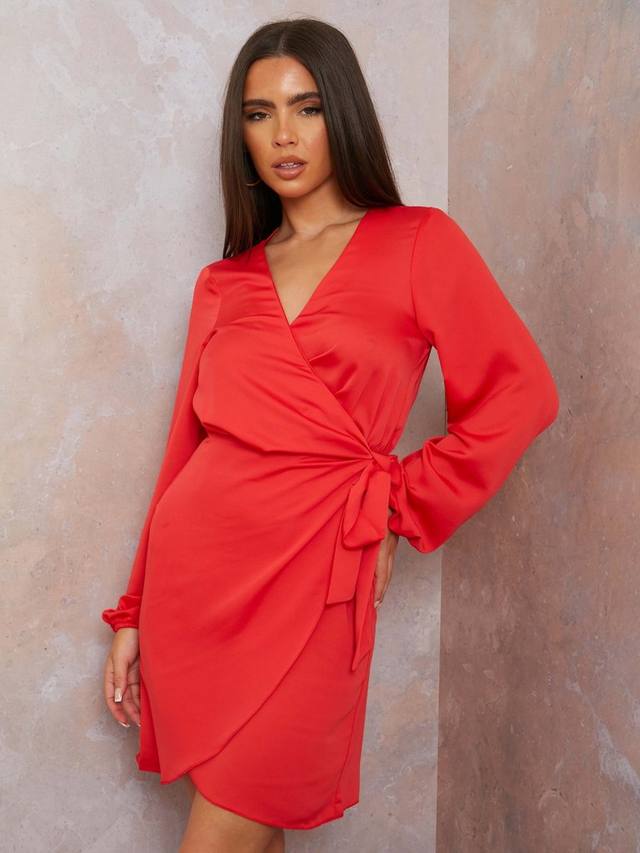 Мини-платье с запахом из атласа с длинным рукавом Chi Chi London, розовый
Мини-платье с запахом из атласа с длинным рукавом Chi Chi London, розовый