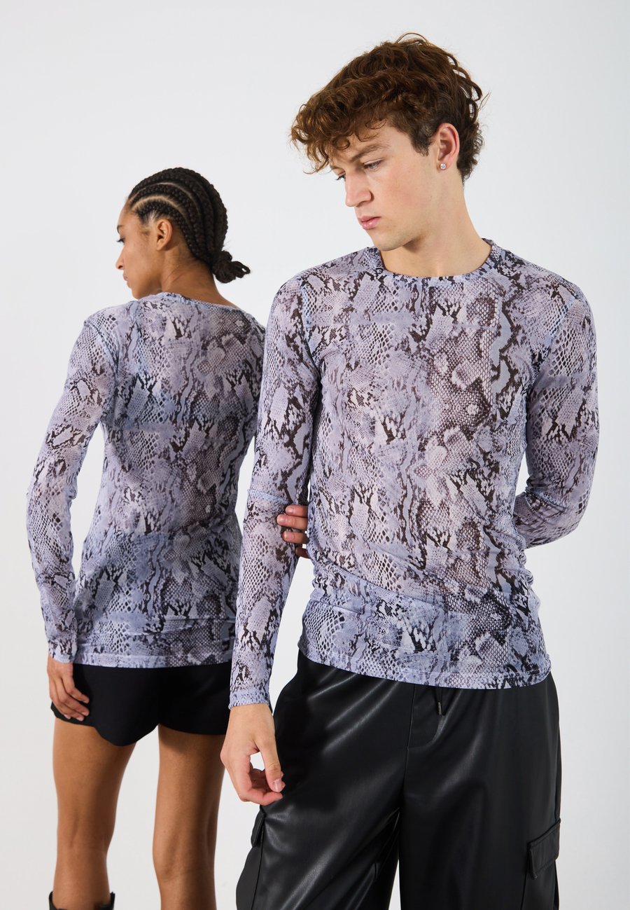 Топ YOURTURN LONG SLEEVED MESH SNAKE TOP UNISEX, Snake Aop/Multi-Coloured
Топ YOURTURN LONG SLEEVED MESH SNAKE TOP UNISEX, Snake Aop/Multi-Coloured