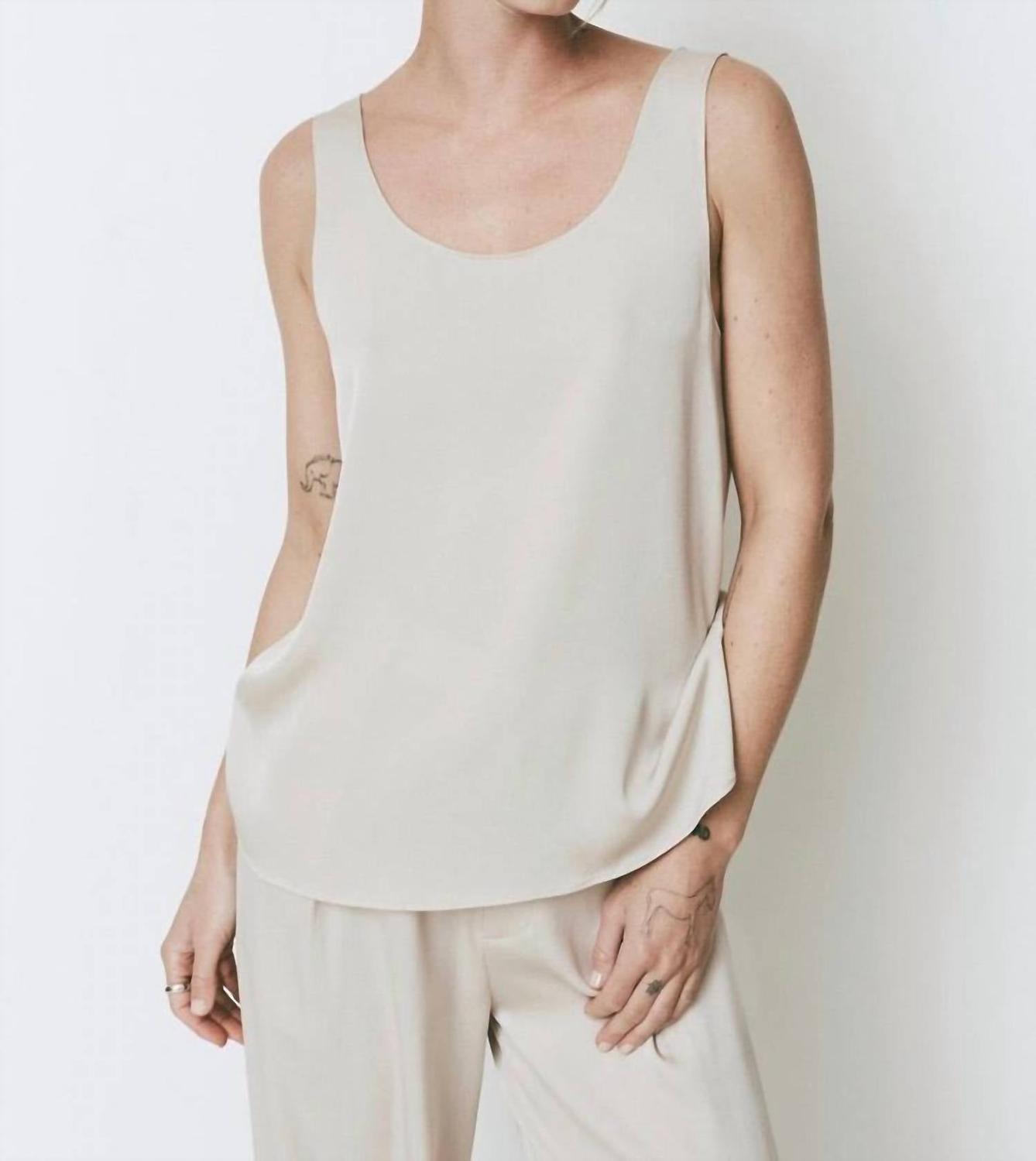 Сатиновая майка Atelier в сером цвете Rue Sophie, серый
Сатиновая майка Atelier в сером цвете Rue Sophie, серый