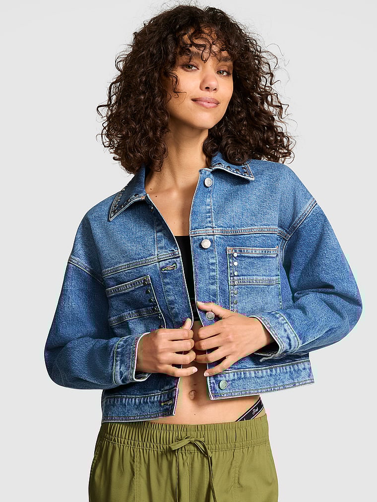 Укороченная куртка дальнобойщика Denim by pink Pink, bright medium wash studs
Укороченная куртка дальнобойщика Denim by pink Pink, bright medium wash studs