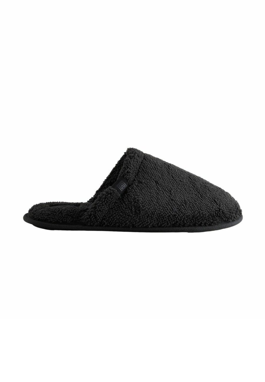Тапочки Next REGULAR FIT, Black
Тапочки Next REGULAR FIT, Black