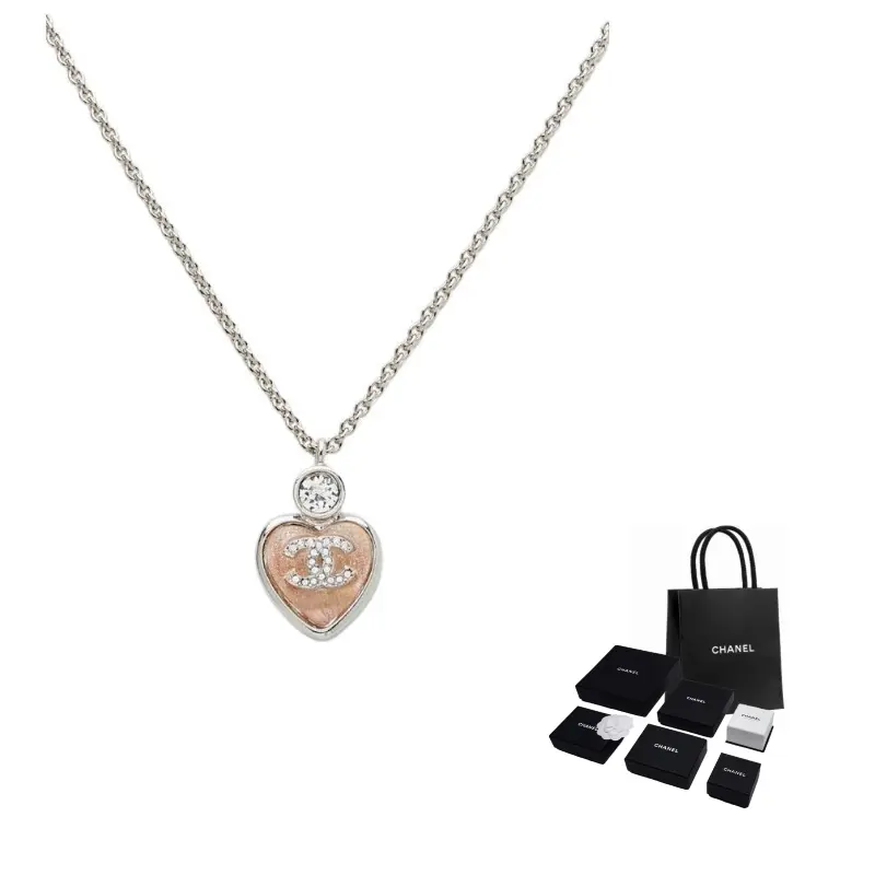 Унисекс-ожерелье Orange CHANEL
Унисекс-ожерелье Orange CHANEL