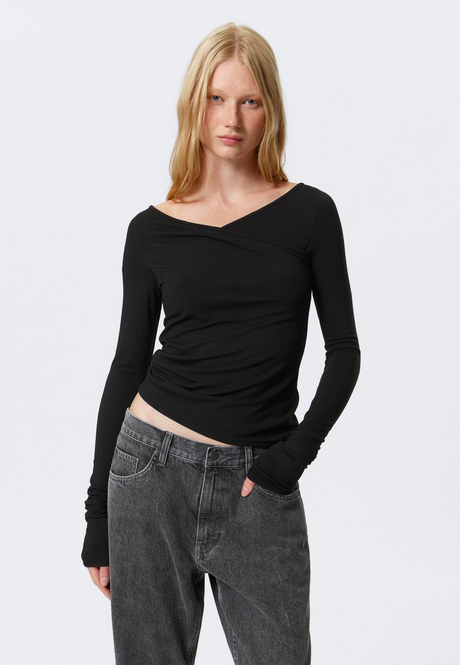 Топ Weekday Long sleeved top, Black
Топ Weekday Long sleeved top, Black
