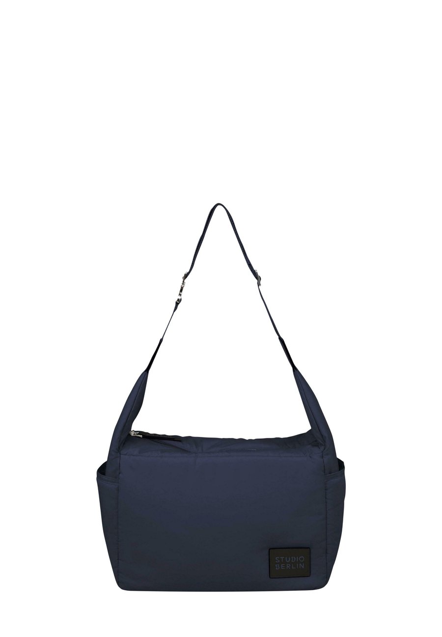 Сумка Studio Berlin FRIEDRICHSHAIN CITY, Dark Navy/Blue
Сумка Studio Berlin FRIEDRICHSHAIN CITY, Dark Navy/Blue