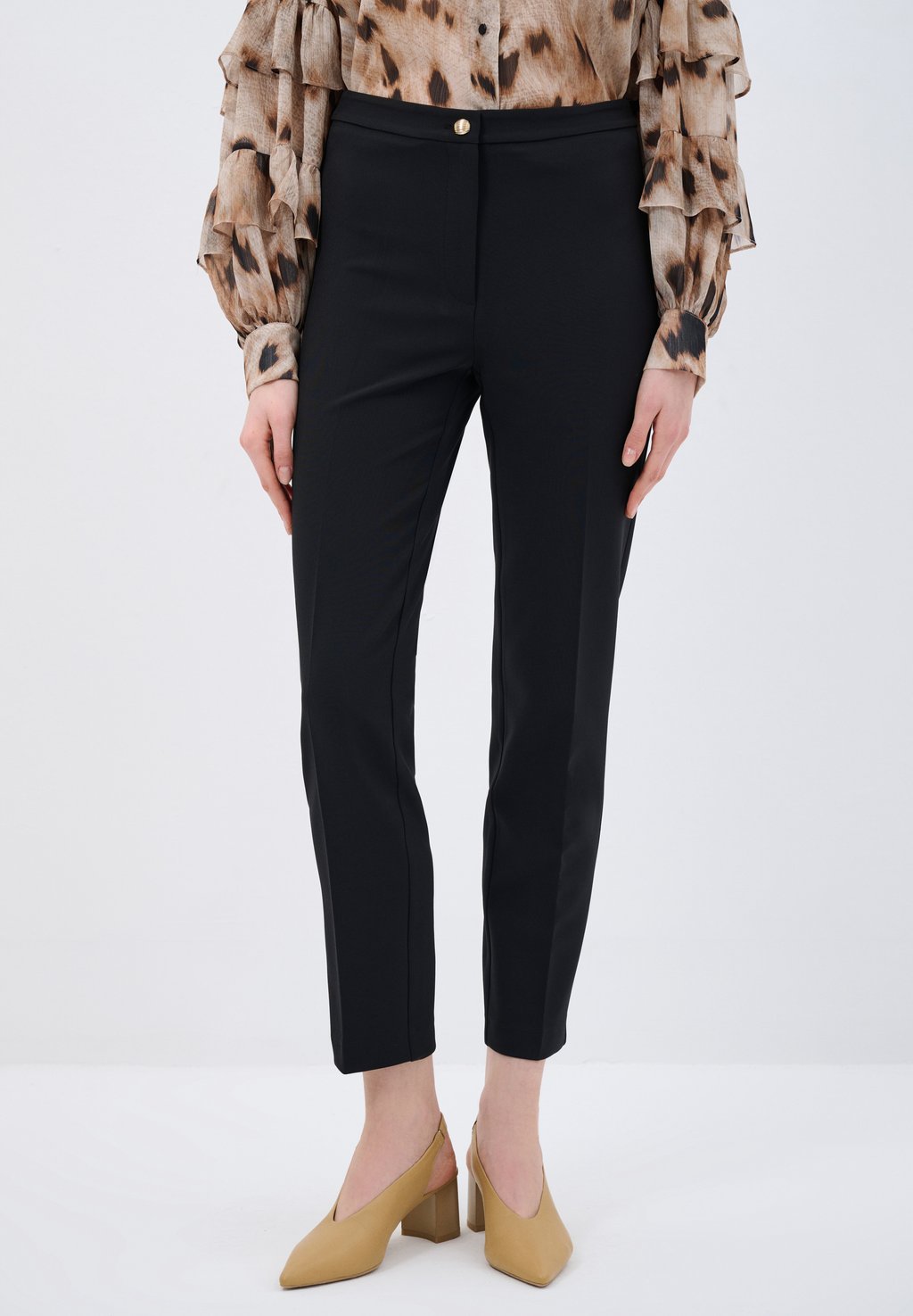 Брюки adL, черный
Брюки adL, черный