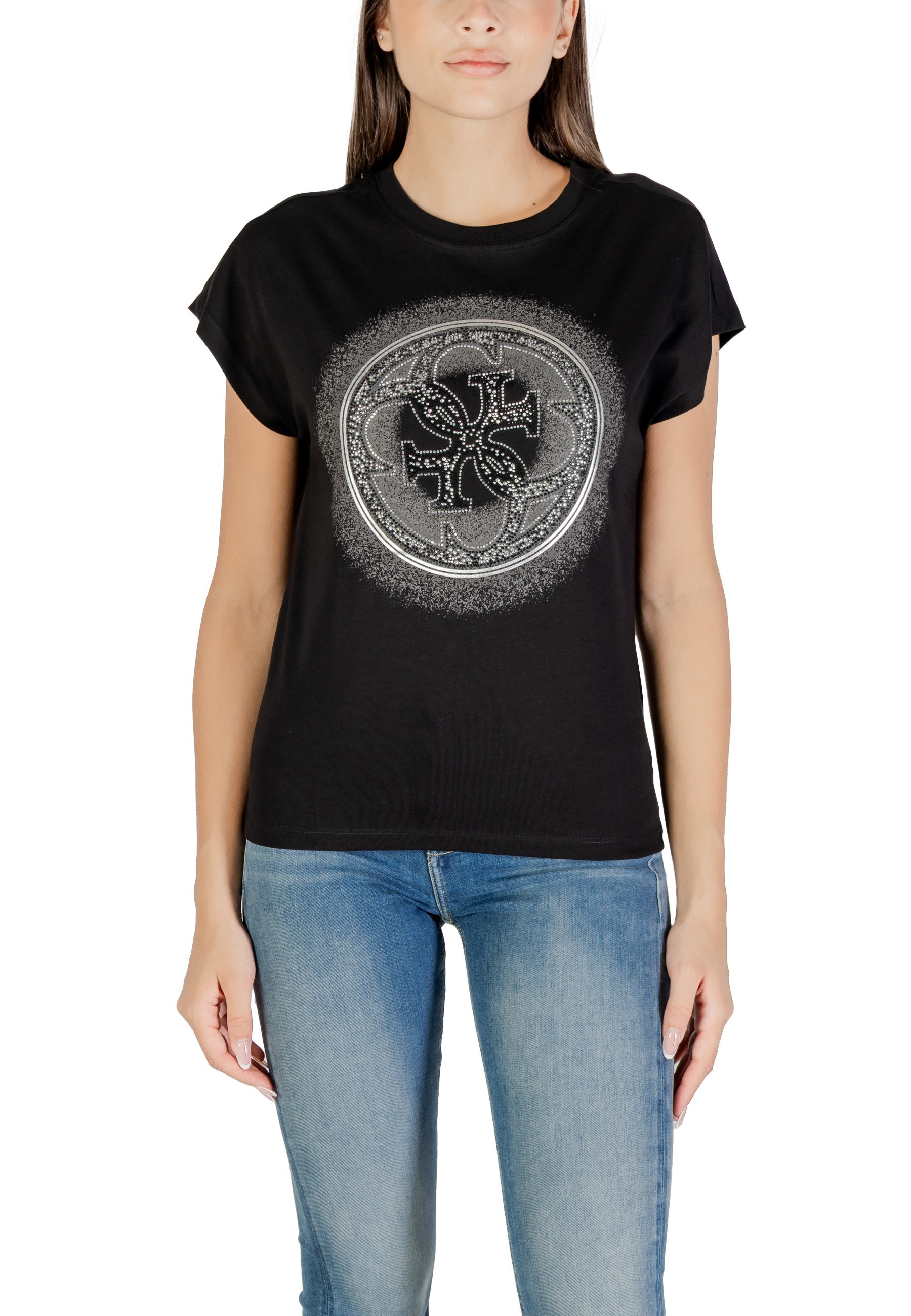 Футболка GUESS, черный
Футболка GUESS, черный