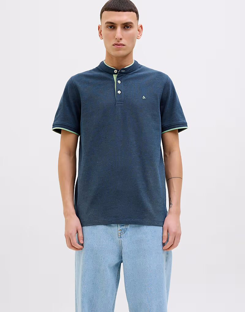 Jack & Jones Polo с видом на океан
Jack & Jones Polo с видом на океан