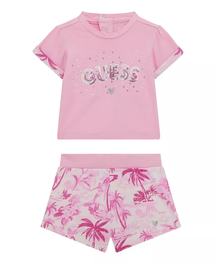 Детский комплект для девочек: футболка с коротким рукавом и шорты для активного отдыха GUESS, розовый
Детский комплект для девочек: футболка с коротким рукавом и шорты для активного отдыха GUESS, розовый