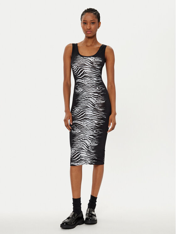 Платье облегающего кроя для повседневной носки 78HAO9P6 Versace Jeans Couture, черный
Платье облегающего кроя для повседневной носки 78HAO9P6 Versace Jeans Couture, черный