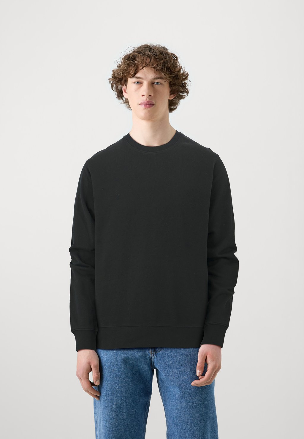 Толстовка JJECHARGE CREW NECK Jack & Jones, черный
Толстовка JJECHARGE CREW NECK Jack & Jones, черный