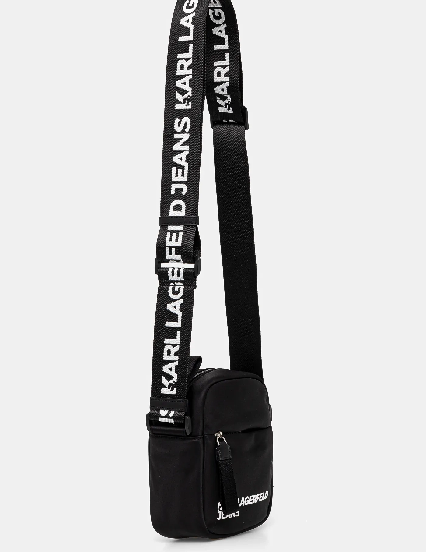 Сумочка Karl Lagerfeld Jeans, черный
Сумочка Karl Lagerfeld Jeans, черный