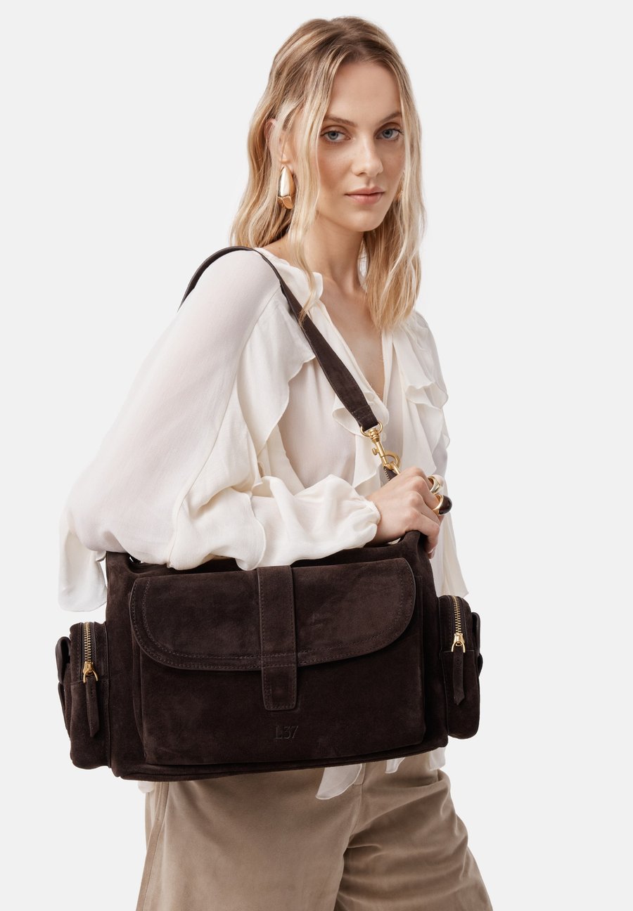 Сумка L37 Handbag, Brown
Сумка L37 Handbag, Brown