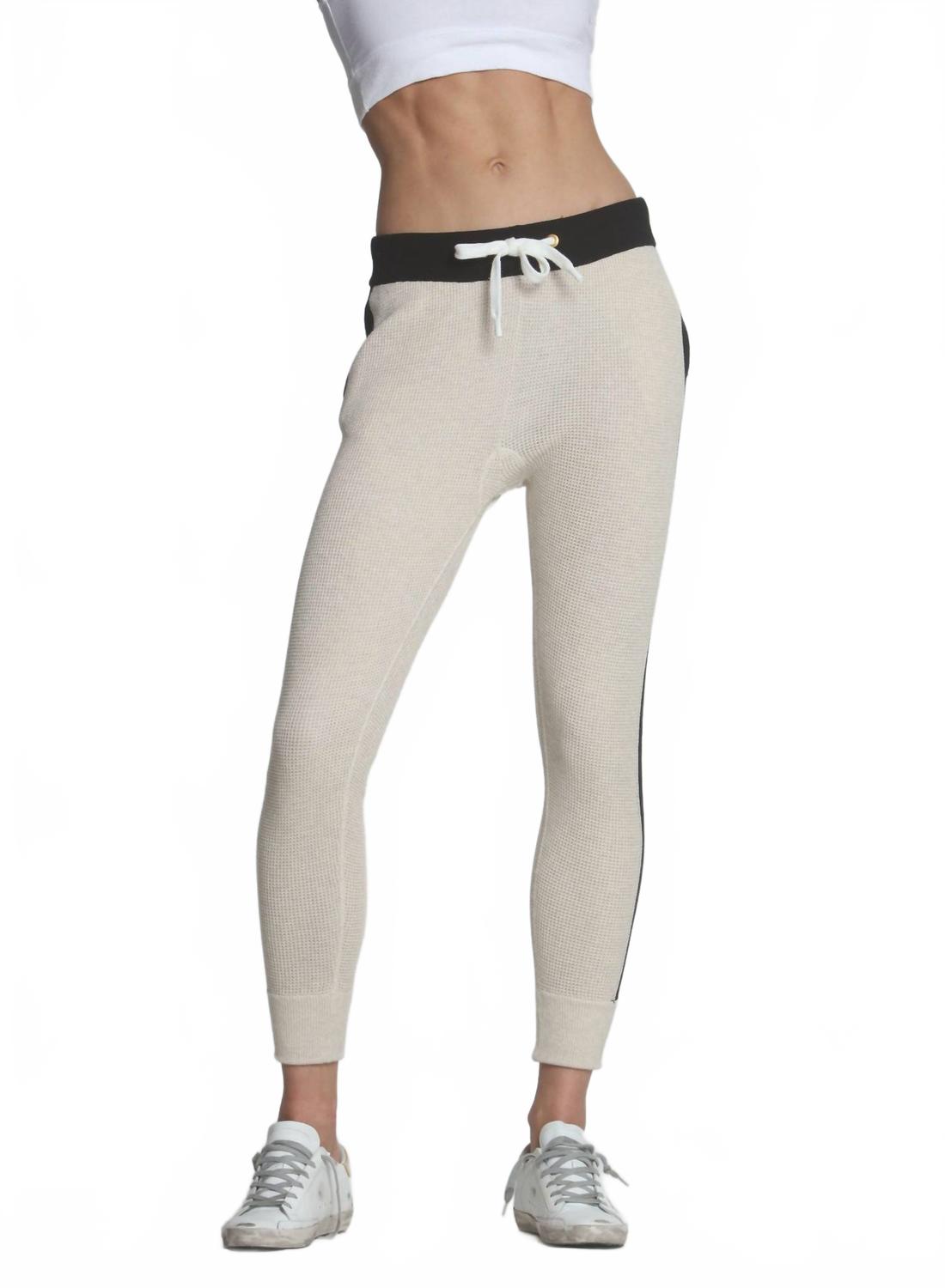 Женские узкие джоггеры с вафельной текстурой в цвете овсянка LABEL+thread, Oatmeal 
Женские узкие джоггеры с вафельной текстурой в цвете овсянка LABEL+thread, Oatmeal