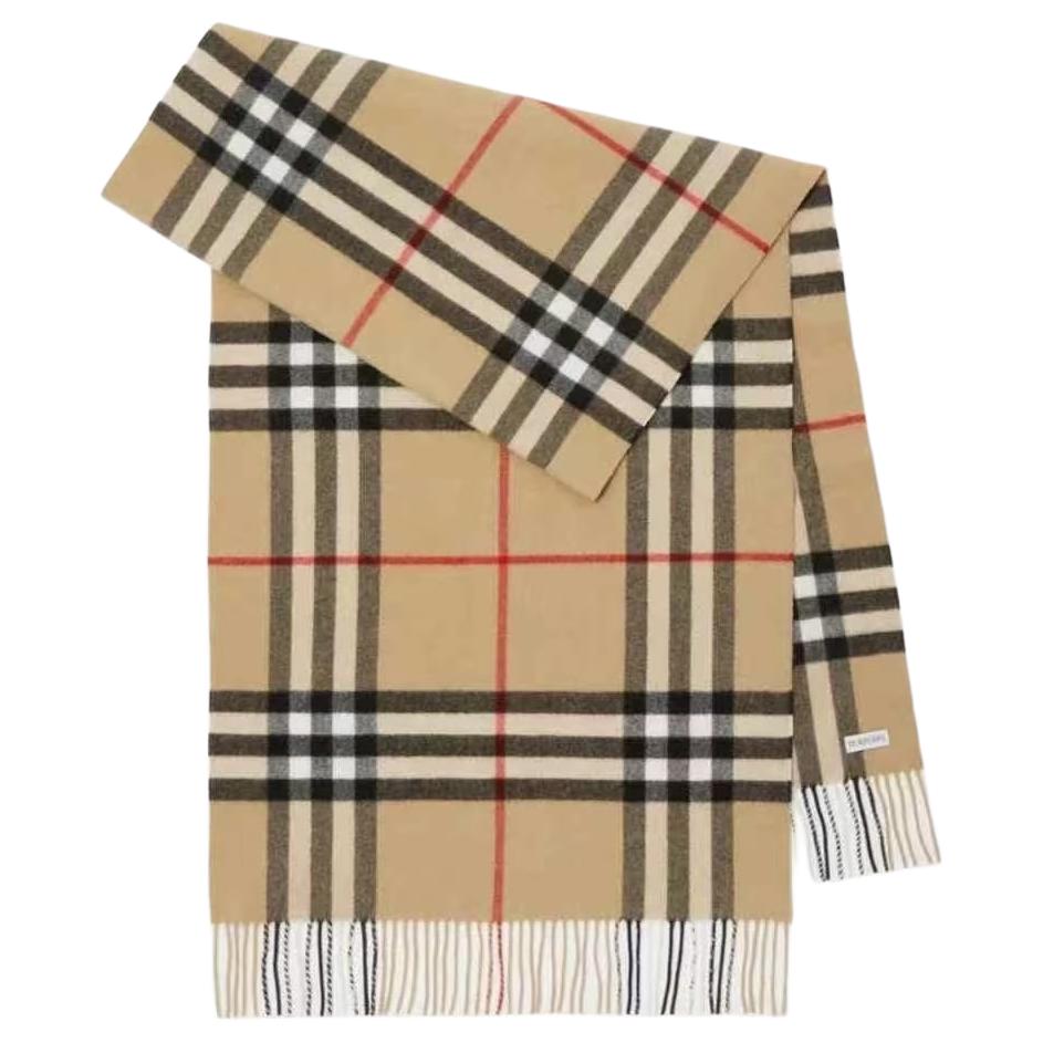 Экд двусторонний кашемировый шарф Burberry, коричневый
Экд двусторонний кашемировый шарф Burberry, коричневый