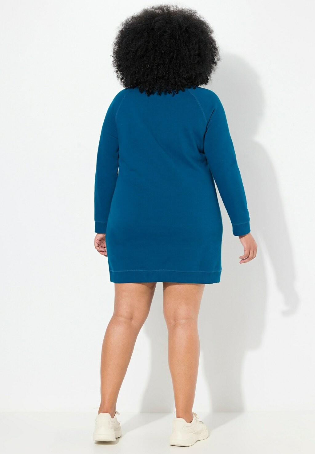 Дневное платье LANGARM TASCHEN Ulla Popken, бирюзовый
Дневное платье LANGARM TASCHEN Ulla Popken, бирюзовый