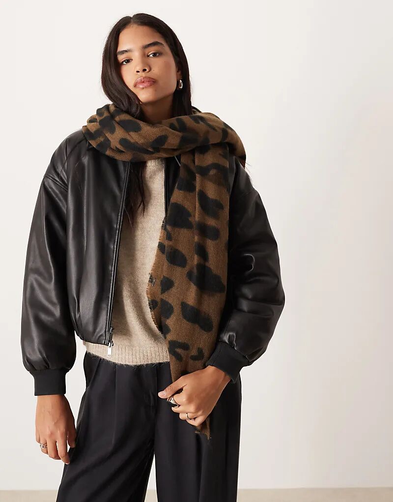 Плетеный шарф ASOS DESIGN с леопардовым принтом
Плетеный шарф ASOS DESIGN с леопардовым принтом