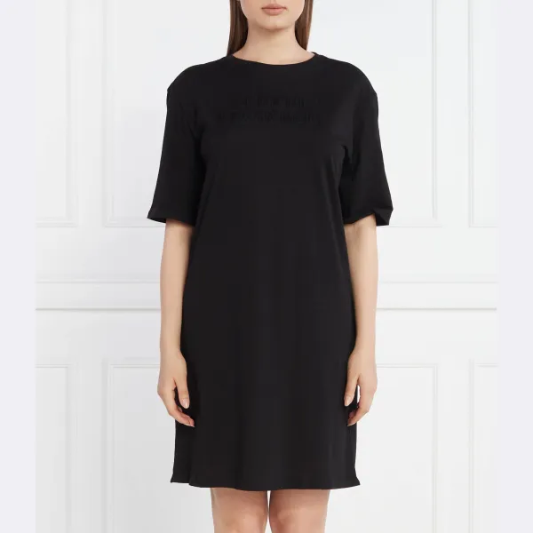 Платье Armani Exchange, черный
Платье Armani Exchange, черный
