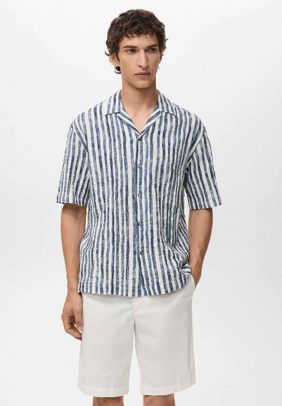 Рубашка Mango, темно-синий
Рубашка Mango, темно-синий