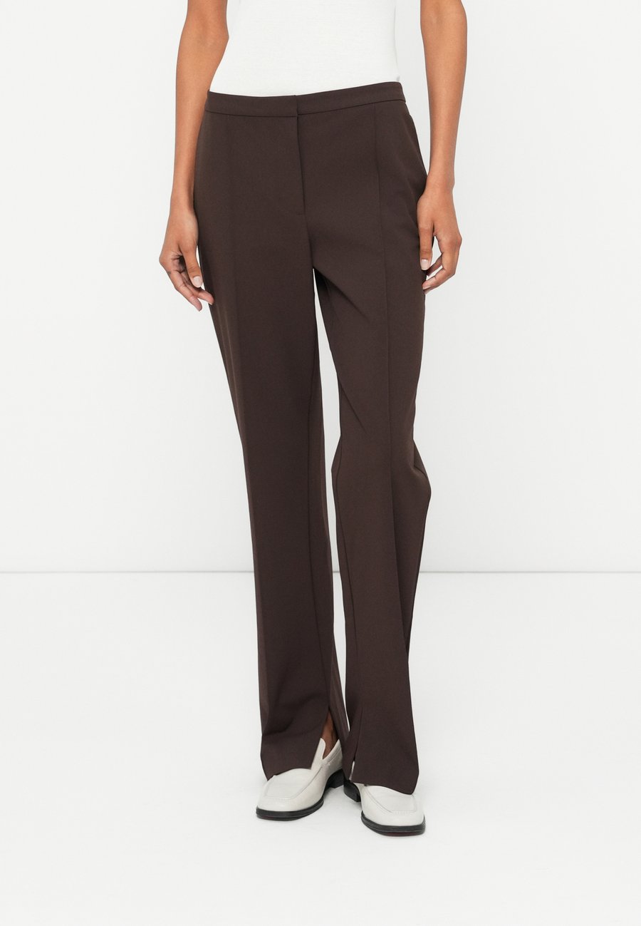Брюки Samsøe Samsøe SALOTO TROUSERS, Black Coffee/Dark Brown
Брюки Samsøe Samsøe SALOTO TROUSERS, Black Coffee/Dark Brown