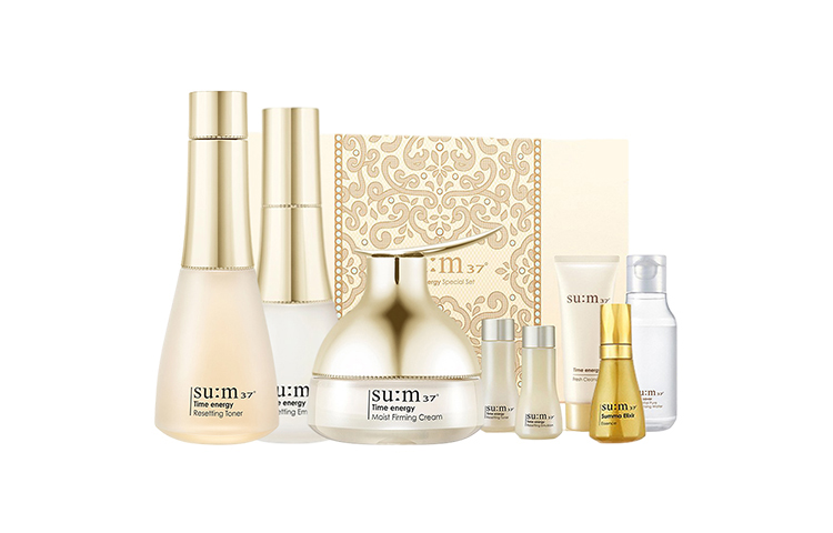 Набор для ухода за кожей SU M37° Time Energy, увлажняющий и питающий, комплект из семи предметов/комплект из восьми предметов SU:M37°
Набор для ухода за кожей SU M37° Time Energy, увлажняющий и питающий, комплект из семи предметов/комплект из восьми предметов SU:M37°
