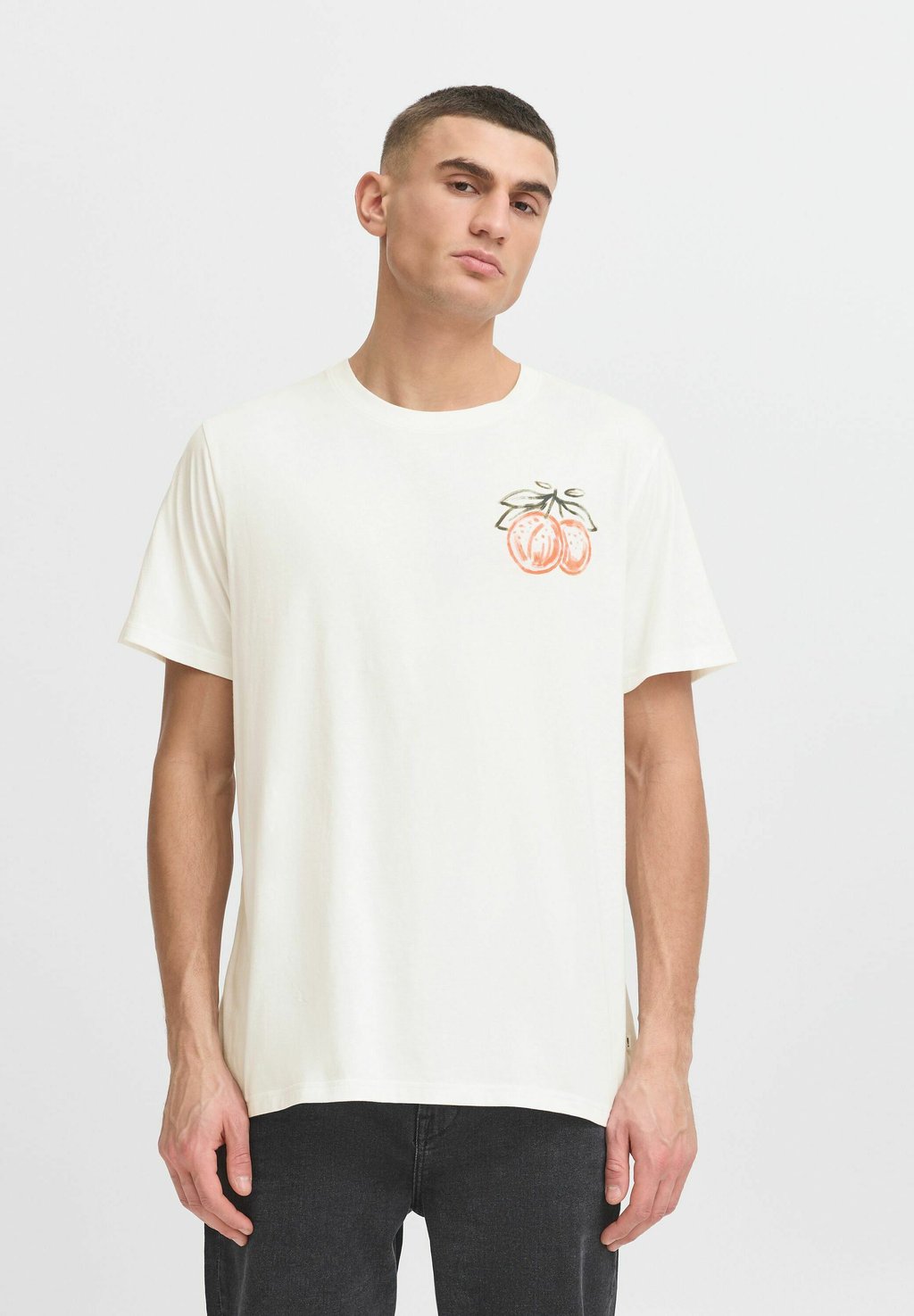 Футболка с принтом SDPARGAV Solid, кремовый
Футболка с принтом SDPARGAV Solid, кремовый