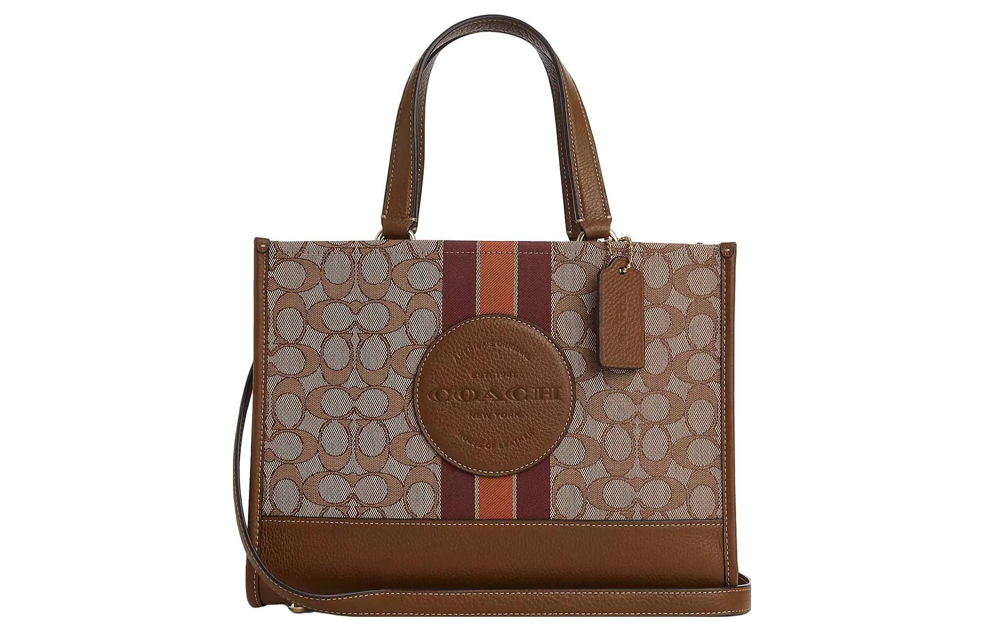 Демпси Ткань Кожаная Вставка Одноплечевая Сумка Большого Размера Женская Цвет Хаки и Седло Коричневый COACH
Демпси Ткань Кожаная Вставка Одноплечевая Сумка Большого Размера Женская Цвет Хаки и Седло Коричневый COACH