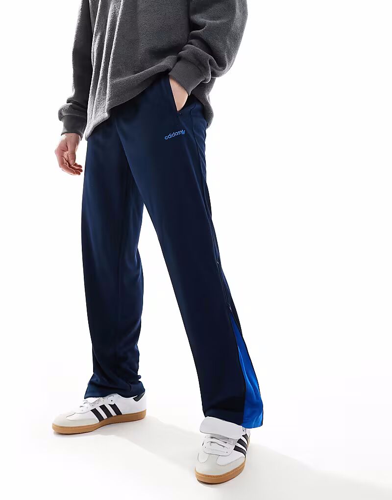 Брюки-клеш Adidas Originals Zip цвета ночной индиго 
Брюки-клеш Adidas Originals Zip цвета ночной индиго