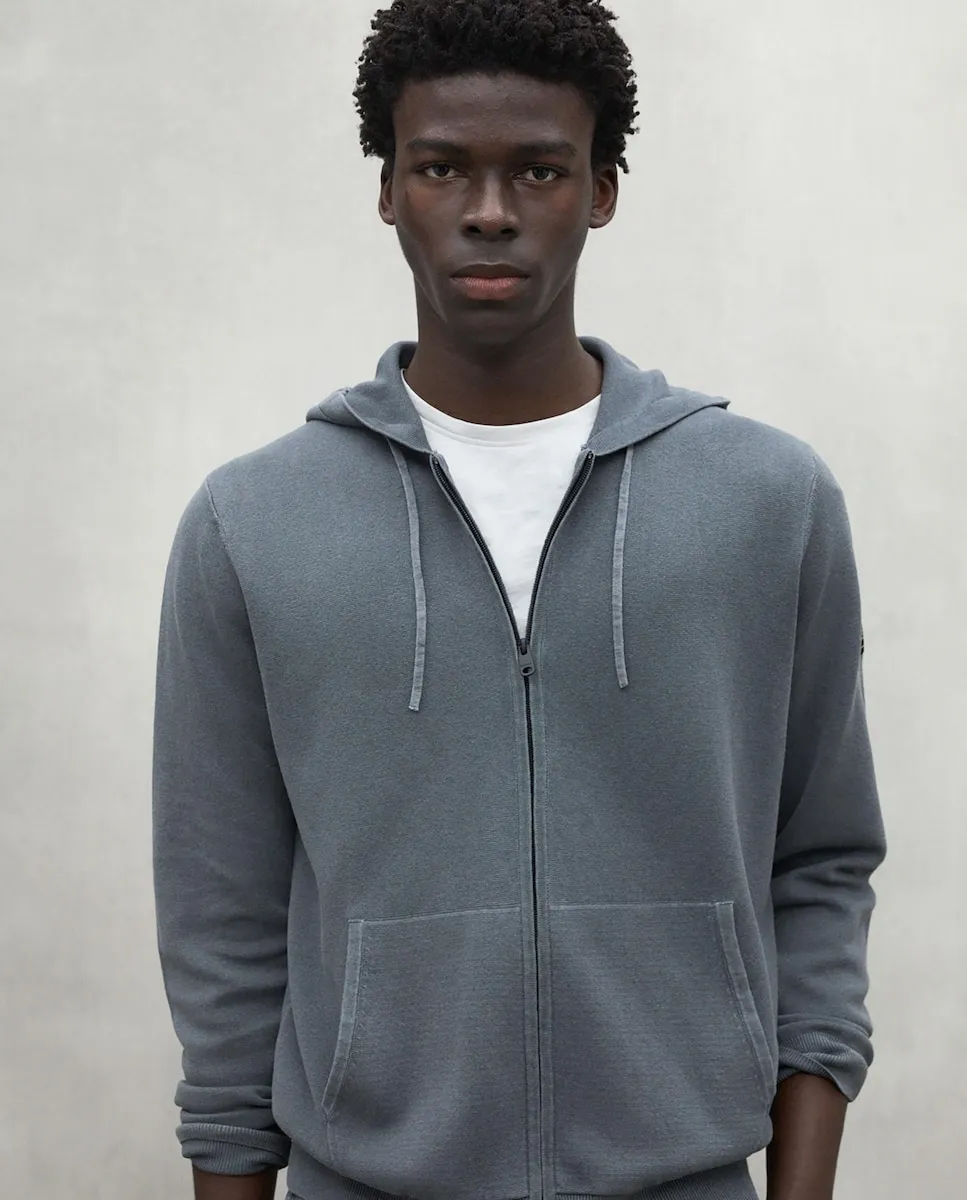 Мужской вязаный свитер с капюшоном и застежкой-молнией Ecoalf, серый
Мужской вязаный свитер с капюшоном и застежкой-молнией Ecoalf, серый