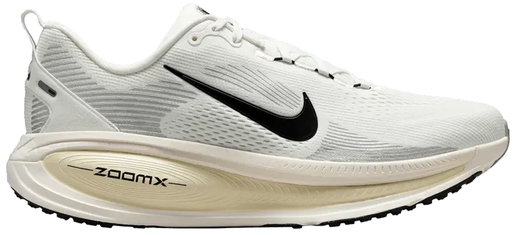 Кроссовки Nike Vomero 18 'Coconut Milk', кремовый
Кроссовки Nike Vomero 18 'Coconut Milk', кремовый