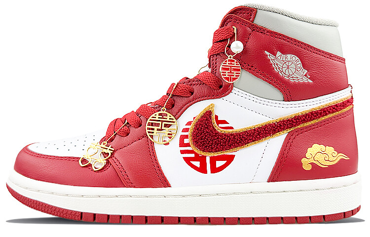 Кроссовки Air Jordan 1 Vintage Basketball Shoes Women's High-Top Red/Gold, красный/белый/золотой
Кроссовки Air Jordan 1 Vintage Basketball Shoes Women's High-Top Red/Gold, красный/белый/золотой