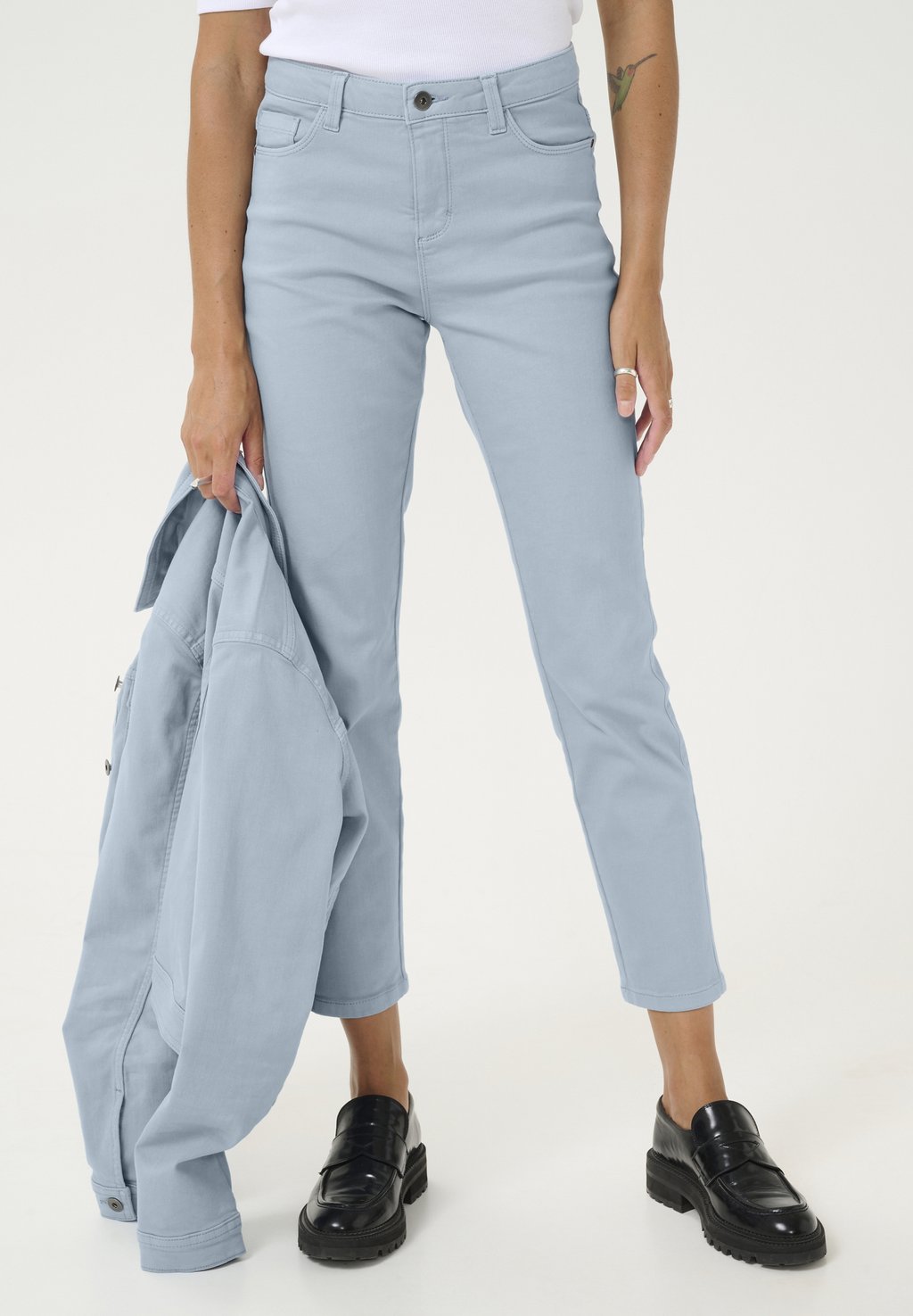 Джинсы облегающего кроя KAZELINA 7/8 Kaffe, светло-голубой
Джинсы облегающего кроя KAZELINA 7/8 Kaffe, светло-голубой