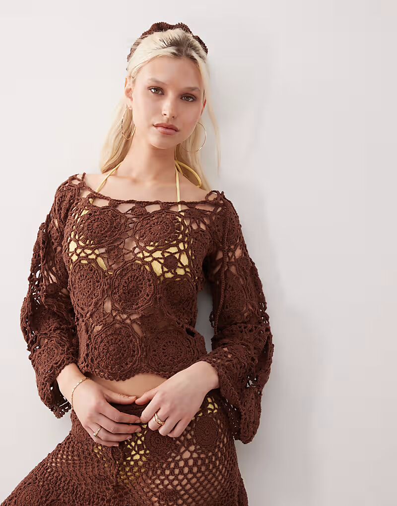 Укороченный топ ручной работы Limited Edition шоколадно-коричневого цвета Reclaimed Vintage
Укороченный топ ручной работы Limited Edition шоколадно-коричневого цвета Reclaimed Vintage