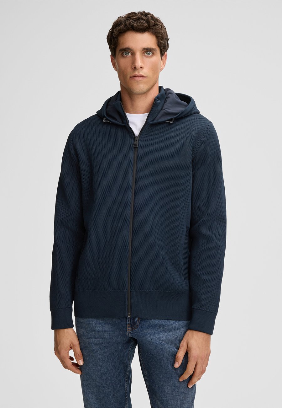 Худи Strellson Hoodie, Dunkelblau/Dark Blue
Худи Strellson Hoodie, Dunkelblau/Dark Blue