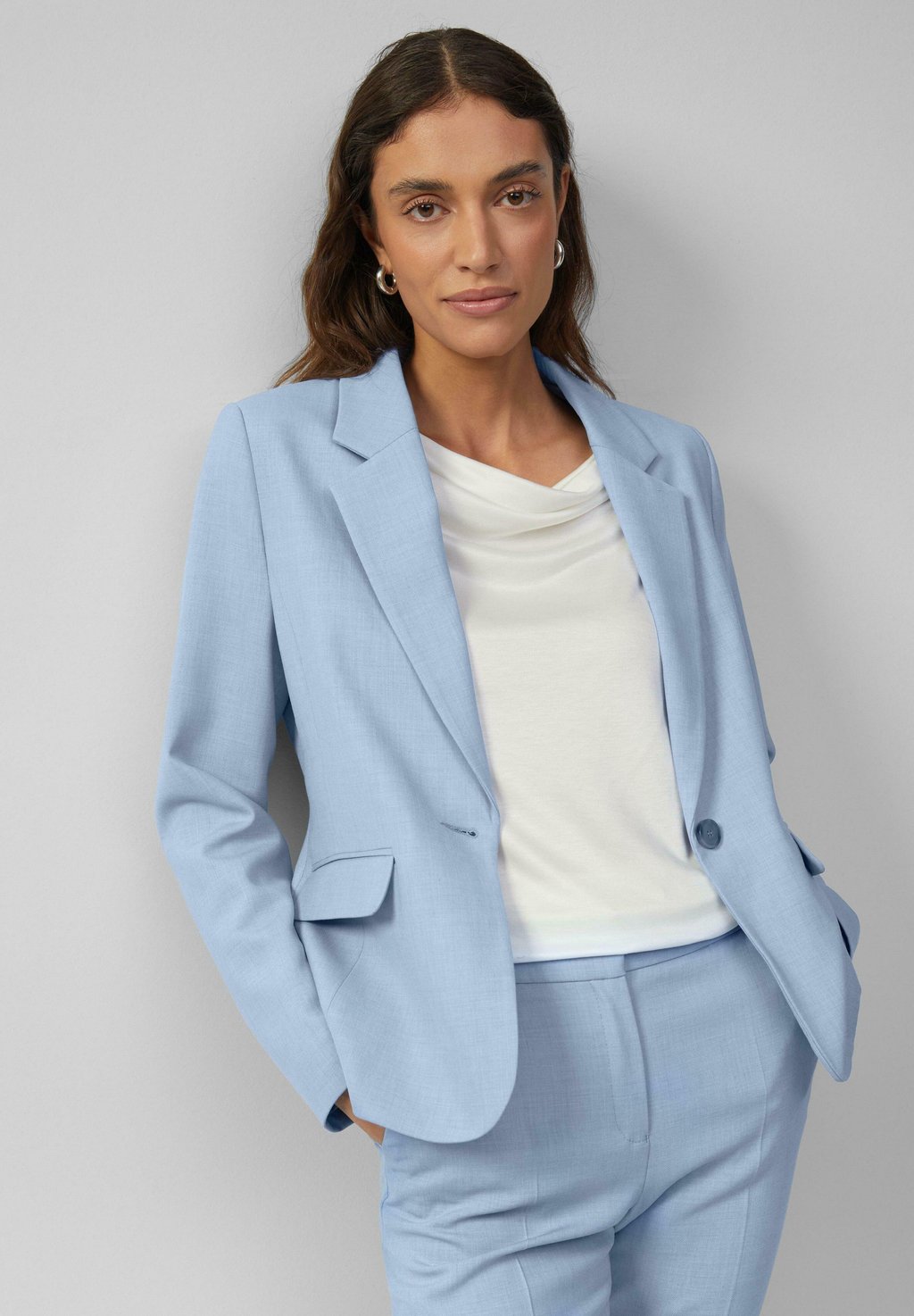 Блейзер s.Oliver BLACK LABEL, светло-голубой
Блейзер s.Oliver BLACK LABEL, светло-голубой