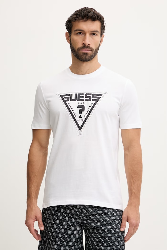 Хлопковая футболка luta Guess, белый
Хлопковая футболка luta Guess, белый