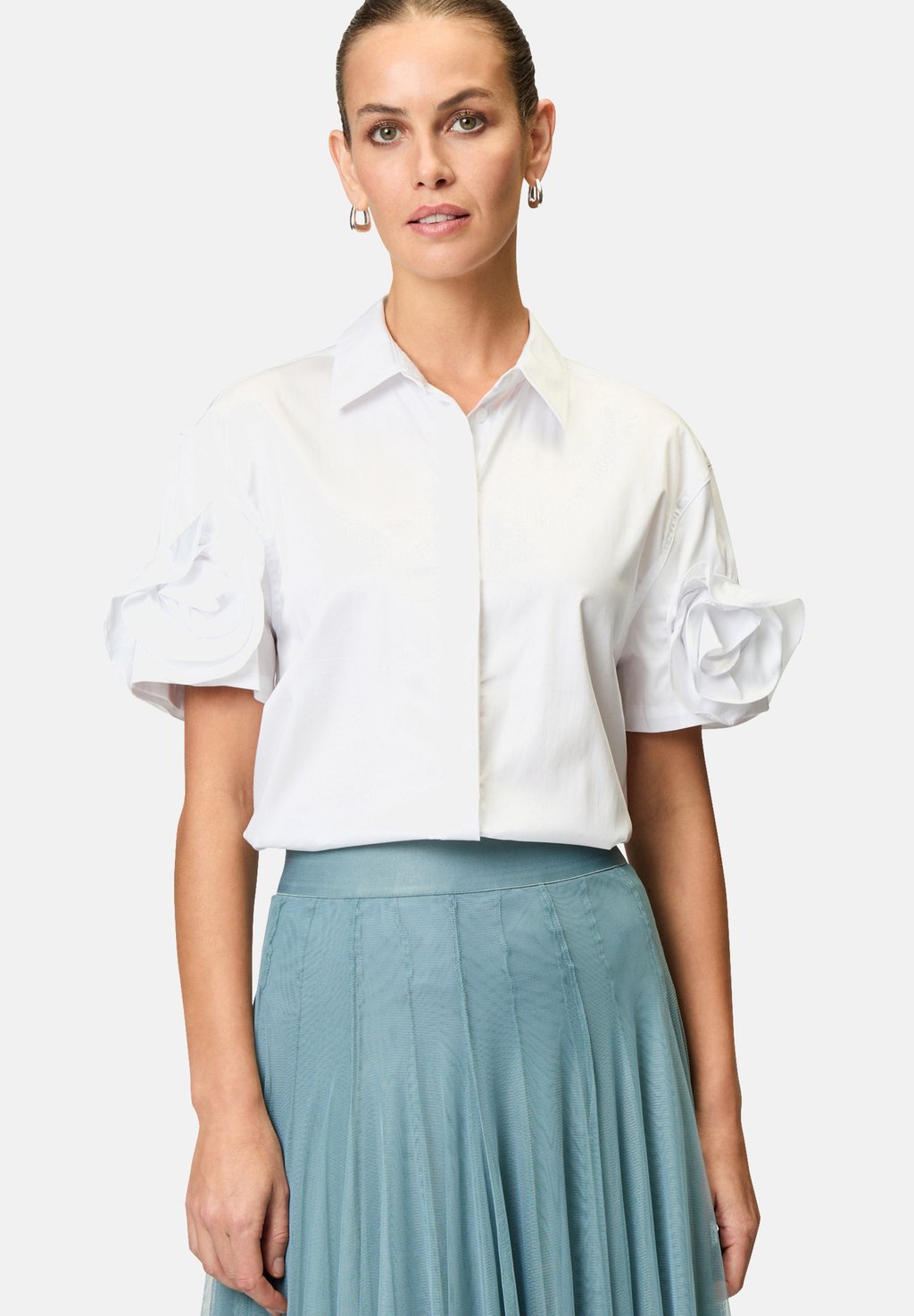 Блузка на пуговицах MIT STOFFBLUME AM ÄRMEL zero, белый
Блузка на пуговицах MIT STOFFBLUME AM ÄRMEL zero, белый