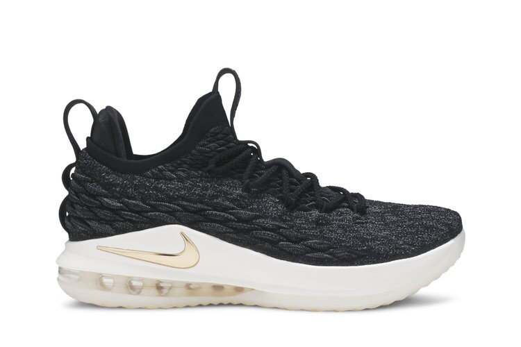 Кроссовки Nike LeBron 15 Low 'Metallic Gold', черный
Кроссовки Nike LeBron 15 Low 'Metallic Gold', черный