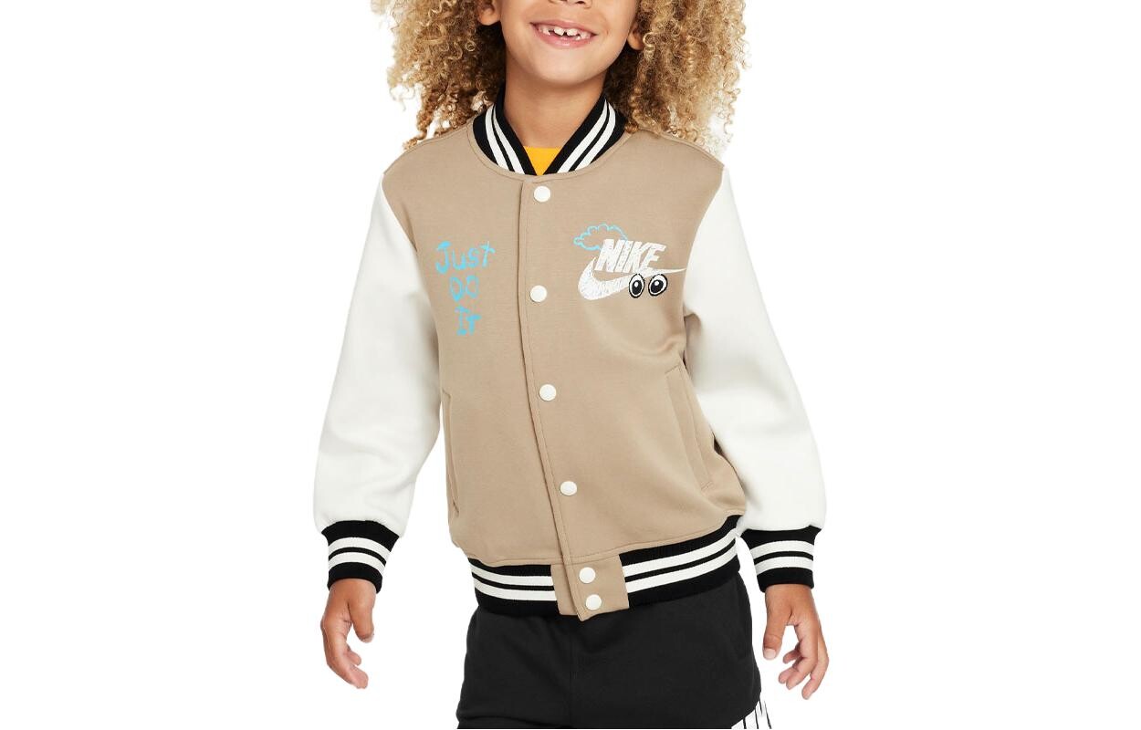 Детская куртка Nike, цвет Khaki
Детская куртка Nike, цвет Khaki