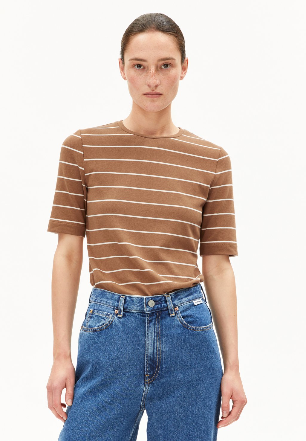 Футболка с принтом JAANISARA ARMEDANGELS, коричневый
Футболка с принтом JAANISARA ARMEDANGELS, коричневый