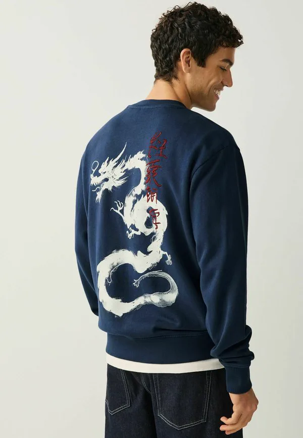 Толстовка с графическим принтом, стандартного кроя Next, Navy Blue Washed, Серый, Толстовка с графическим принтом, стандартного кроя Next, Navy Blue Washed
Толстовка с графическим принтом, стандартного кроя Next, Navy Blue Washed, Серый, Толстовка с графическим принтом, стандартного кроя Next, Navy Blue Washed