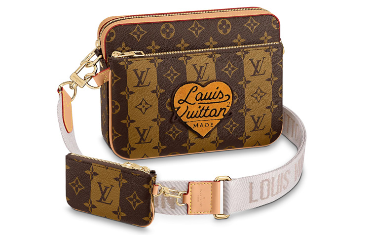 X Nigo Trio Messenger Monogram Stripes Brown LOUIS VUITTON
X Nigo Trio Messenger Monogram Stripes Brown LOUIS VUITTON