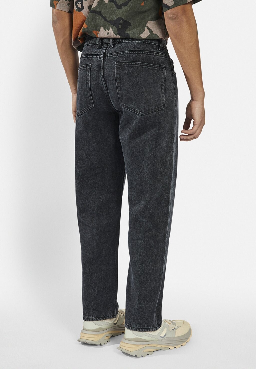 Джинсы свободного кроя TOKYO LOOSE FIT Redefined Rebel, черный
Джинсы свободного кроя TOKYO LOOSE FIT Redefined Rebel, черный