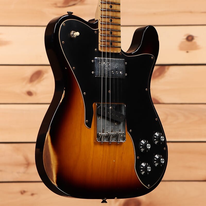 Электрогитара Fender Custom Shop 1967 Telecaster Custom Journeyman - 2 Color Sunburst - CZ572240 - PLEK'd
Электрогитара Fender Custom Shop 1967 Telecaster Custom Journeyman - 2 Color Sunburst - CZ572240 - PLEK'd