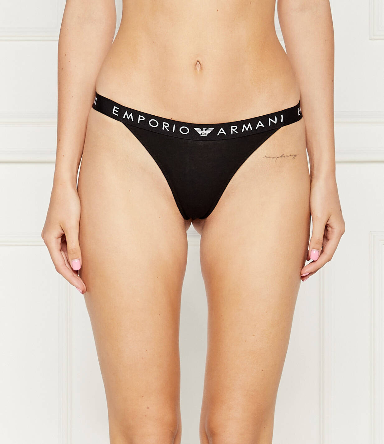 Стринги Emporio Armani 2-pack, черный
Стринги Emporio Armani 2-pack, черный