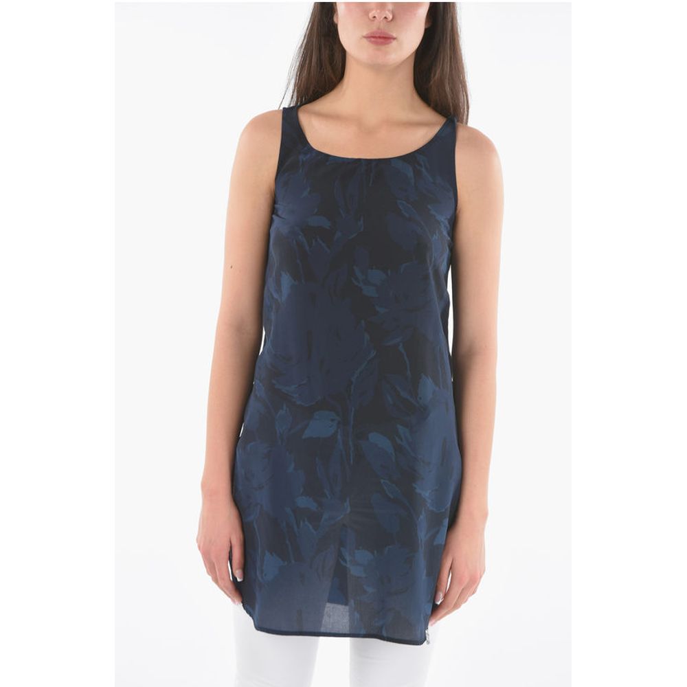 Шелковое платье макси с растительным мотивом Woolrich, синий
Шелковое платье макси с растительным мотивом Woolrich, синий