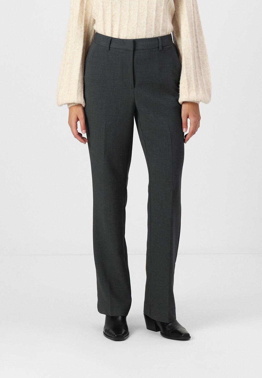 Брюки NEW MEA Rue de Femme, светло-серый
Брюки NEW MEA Rue de Femme, светло-серый