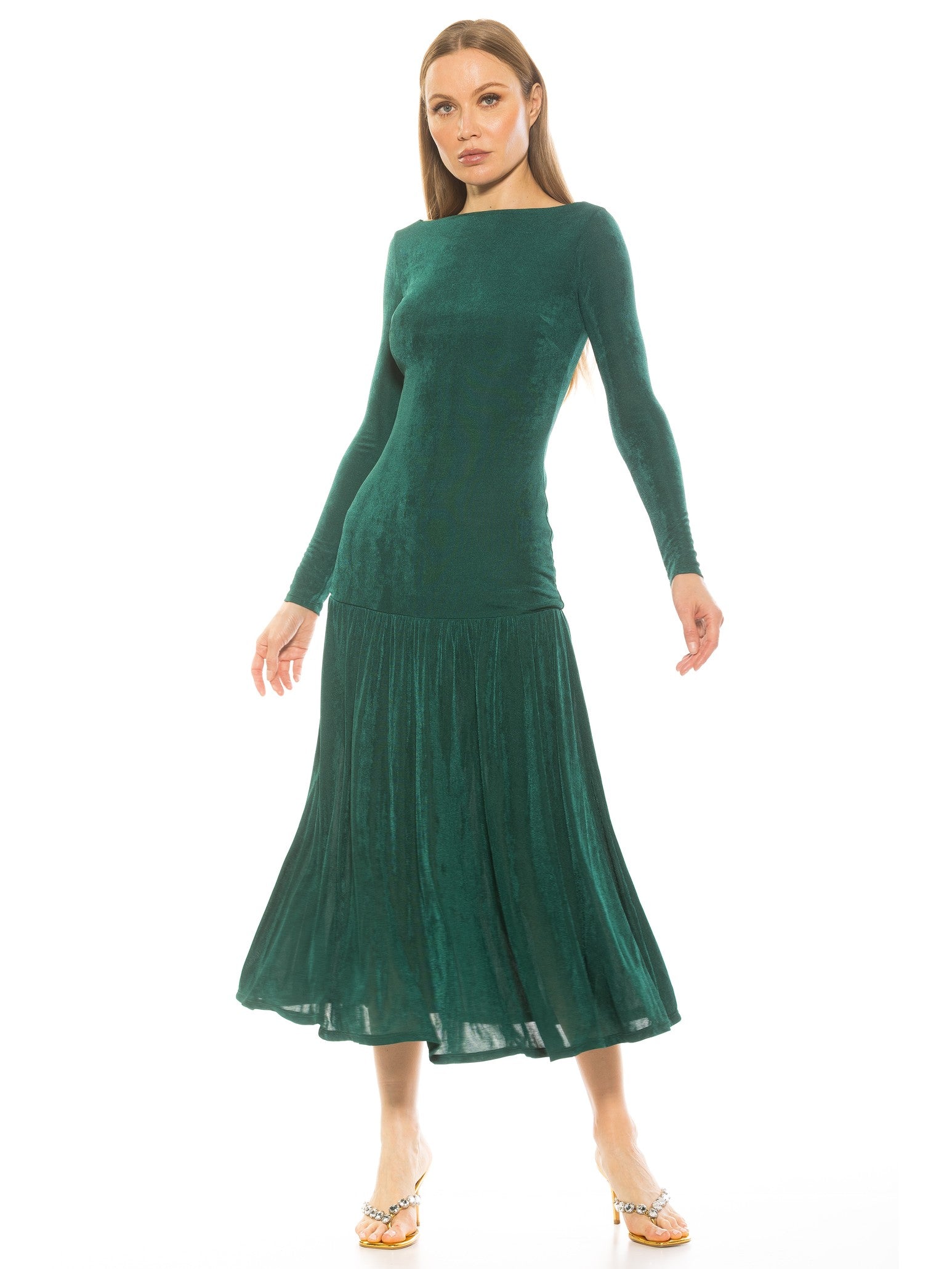 Платье в стиле кайт ALEXIA ADMOR, цвет emerald
Платье в стиле кайт ALEXIA ADMOR, цвет emerald