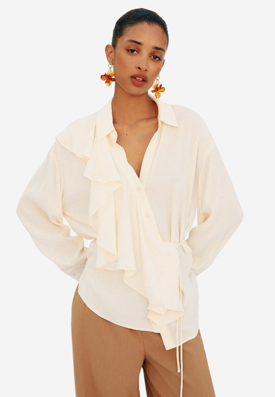 Блуза Cortefiel Blouse, White
Блуза Cortefiel Blouse, White