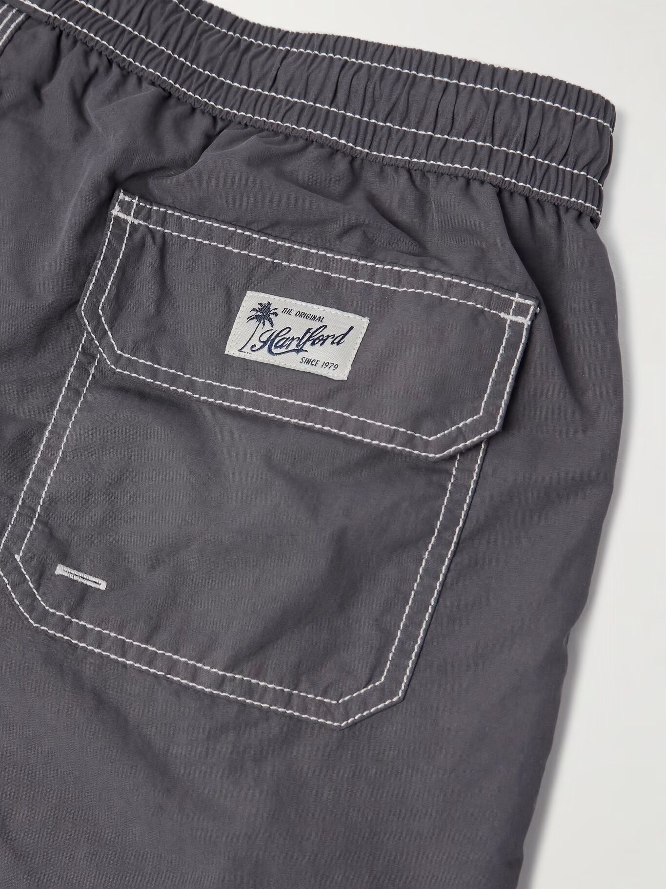 Плавки-шорты средней длины с прямыми штанинами HARTFORD, серый
Плавки-шорты средней длины с прямыми штанинами HARTFORD, серый