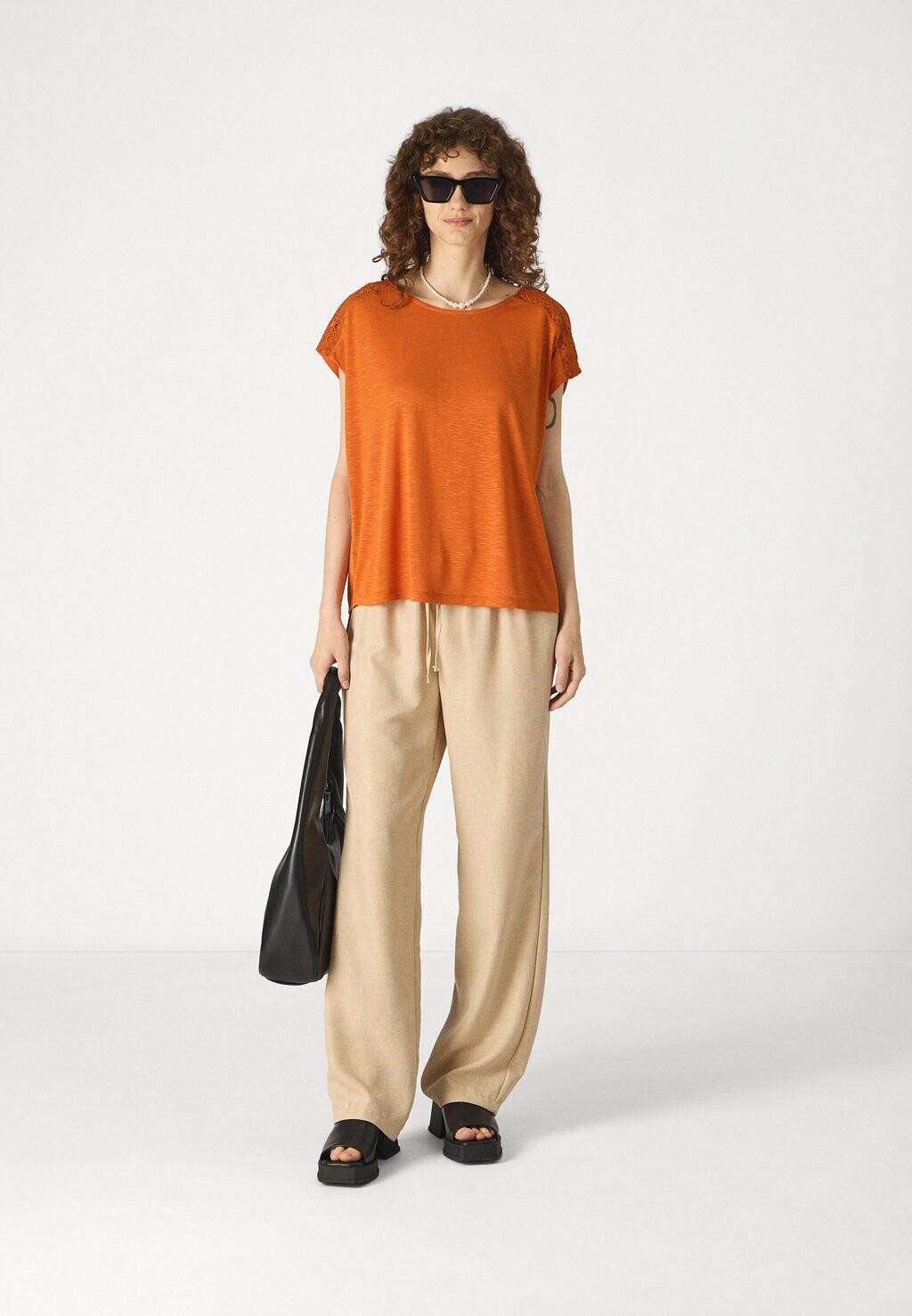 Базовая футболка VINOEL VILA, светло-коричневый
Базовая футболка VINOEL VILA, светло-коричневый